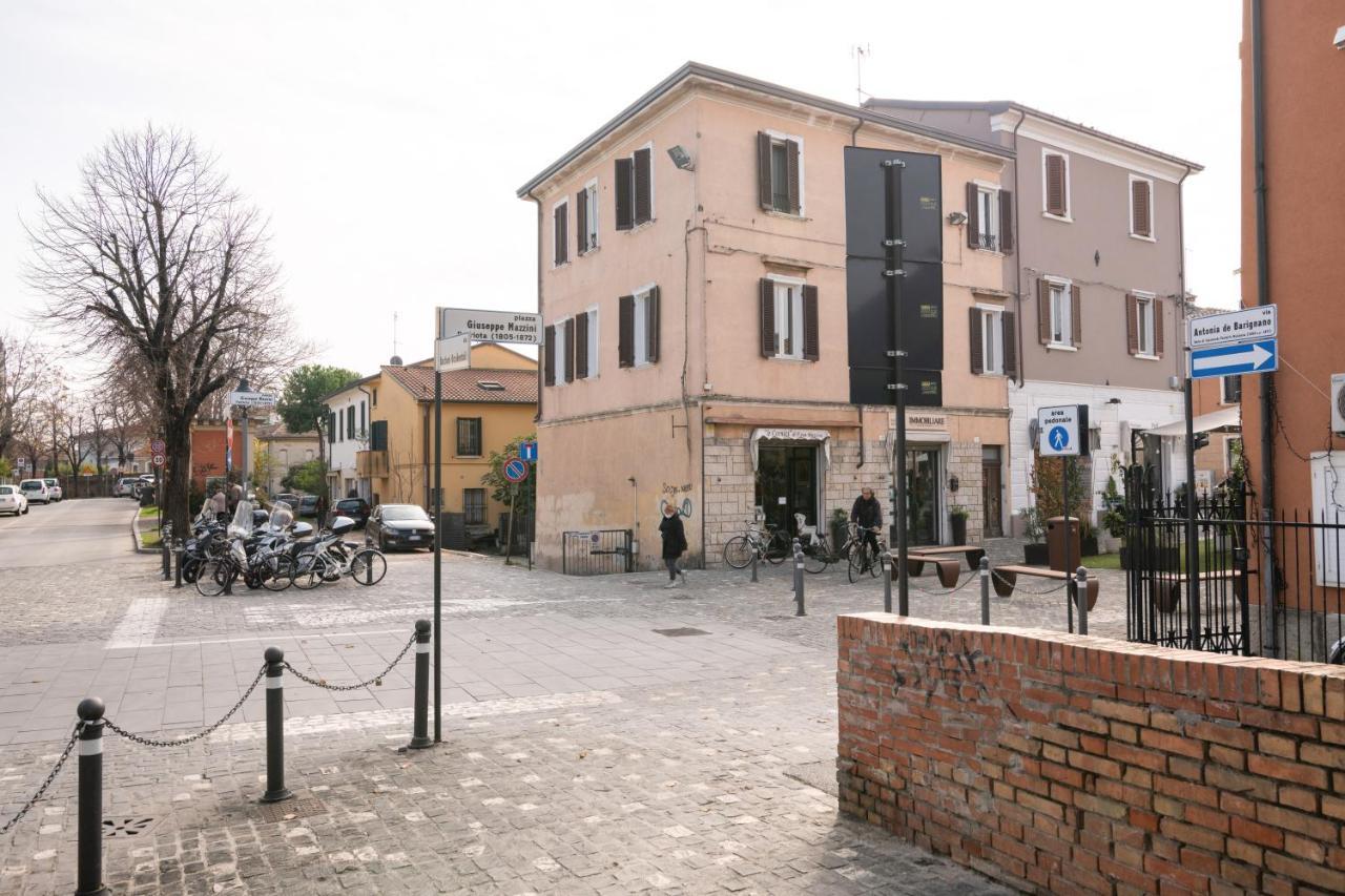 Exclusive Elegant Apartment In Pieno Centro! X4 Rimini Bagian luar foto